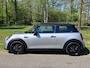 MINI Cooper COOPER / SPORTSTOELEN LEDER / LED / CARPLAY / BTW