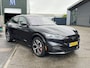 Ford Mustang Mach-E AWD 75 kWh SOH 95% |14.000KM!! VAN € 34.900,- VOOR € 31.877,- UW LENTEVOORDEEL € 3.023,-!| ORIG. NL NAP| EERSTE EIGENAAR| ELEKTRISCHE ACHTERKLEP| B&O| 360 CAMERA| STOEL + STUURVERWARMING| PANO