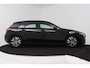 Mercedes-Benz A-klasse 180 Business Solution (ACHTERUITRIJCAMERA, CRUISE CONTROL, NAVIGATIE, PARKEERSENSOREN)