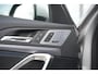BMW X1 sDrive18i M Sportpakket | Panoramadak | Driving Assistant Plus | Elektrische Trekhaak | Elektrische Stoelen | Hifi-system Harman/kardon | Premium pack | 19 inch lichtmetalen M wielen |
