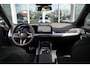 BMW X1 sDrive18i M Sportpakket | Panoramadak | Driving Assistant Plus | Elektrische Trekhaak | Elektrische Stoelen | Hifi-system Harman/kardon | Premium pack | 19 inch lichtmetalen M wielen |