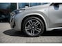 BMW X1 sDrive18i M Sportpakket | Panoramadak | Driving Assistant Plus | Elektrische Trekhaak | Elektrische Stoelen | Hifi-system Harman/kardon | Premium pack | 19 inch lichtmetalen M wielen |
