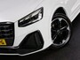 Audi Q2 35 TFSI S-Line Edition (SFEERVERLICHTING, CAMERA, APPLE CARPLAY/ANDROID AUTO, LED-MATRIX, AFGEVLAKT SPORTSTUUR, CRUISE)