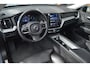 Volvo XC60 T6 Hybride AWD Plus Dark LONG RANGE | Panoramadak | Stoel + Stuur Verwarmd | Camera | Apple CarPlay |