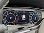 Volkswagen Golf 2.0 TSI 4Motion R | APR | Schuif-kanteldak | DCC | DYNAUDIO | Camera | Dodehoek | CarPlay | DAB