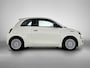 Fiat 500 RED 42 kWh 118pk Automaat | Camera | Cruise Control | Dodehoekdetectie | Stoelverwarming | Apple Carplay/Android Auto |