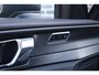 Lynk & Co 01 1.5 | Black Pack | PHEV | 360 Graden Camera | Trekhaak | Panoramadak | Cruise Control Adaptief | Lichtmetalen Velgen 20 inch | Parkeersensoren | Navigatie | Apple Carplay | Android Auto