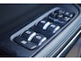 Lynk & Co 01 1.5 | Black Pack | PHEV | 360 Graden Camera | Trekhaak | Panoramadak | Cruise Control Adaptief | Lichtmetalen Velgen 20 inch | Parkeersensoren | Navigatie | Apple Carplay | Android Auto