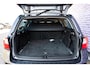 Volvo V70 2.0T Automaat R-Edition | Park assist voor en achter | Parkeercamera | Trekhaak | Stoelverwarming |