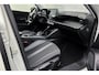 Peugeot e-2008 EV Allure 50 kWh | SOH 97% | Camera | Half leder | Navigatie | Apple Carplay