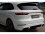 Porsche Cayenne 3.0 | SportDesign | Pano | Luchtvering | Adaptief cruise control | Stoelkoeling | 22" | 340PK