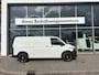 Volkswagen Transporter 2.0 TDI L2H1 150pk | 3 Zits | Achterklep | PDC | Laadruimte bekleding Cruise control |  Bijrijdersbank