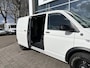 Volkswagen Transporter 2.0 TDI L2H1 150pk | 3 Zits | Achterklep | PDC | Laadruimte bekleding Cruise control |  Bijrijdersbank