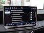 Volkswagen Tiguan 1.5 272 pk eHybrid R-Line Edition | Blackstyle | Zwenkbare Trekhaak | Panoramadak | Head-up Display | Elektr. Verst. Voorstoelen | Achteruitrij Camera | Voorstoelen + Stuur Verwarmd | Elektrische Achterklep | Matrix Led Koplampen |