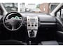 Toyota Verso 1.6 VVT-i Terra AIRCO CRUISE