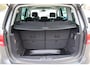 Volkswagen Sharan 2.0 TDI Highline 7p. Schuif- kanteldak, Panoramadak, Navigatie, Cruise control, Stoelverwarming, 7 Persoons, Auto moet nog gereinigd worden