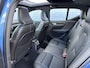 Volvo XC40 1.5 T5 Recharge R-Design | Plug-in Hybrid (PHEV) | Panoramadak | Elektrisch Verstelbare Voorstoelen | Harman Kardon Audio | 360 Graden Camera | Stoelverwarming | Trekhaak | Lederen Bekleding