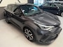 Toyota C-HR / C-HR+ 1.8 Hybrid First Edition Team D |Camera|PDC|Cruise|lane-assist|Stuur+stoelvw|dealeronderhouden|4-seizoen banden|Lux