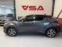 Toyota C-HR / C-HR+ 1.8 Hybrid First Edition Team D |Camera|PDC|Cruise|lane-assist|Stuur+stoelvw|dealeronderhouden|4-seizoen banden|Lux