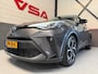 Toyota C-HR / C-HR+ 1.8 Hybrid First Edition Team D |Camera|PDC|Cruise|lane-assist|Stuur+stoelvw|dealeronderhouden|4-seizoen banden|Lux