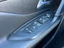Peugeot 308 SW 1.6 HYbrid 180 GT Pack Business 360 Camera | ADAP CRUISE | ALCANTARA | | Elektrische ramen achter | Rondomzicht camera | Sportstoelen