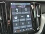Volvo XC60 2.0 Recharge T8 AWD Inscription | Panodak | Navigatie | Climate Control | Cruise Control | Licht metalen velgen