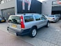 Volvo XC70 2.4 D5 Momentum 3e Eigenaar! Airco Navi NAP APK