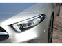 Mercedes-Benz A-klasse 250 e Premium Plus Panoramadak Widescreen Adaptieve Cruise Leer Stoelverw. Ambient