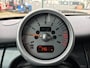MINI Cooper Mini 1.6 Chili | Airco | Climate Controle | Centrale vergrendeling | Elektrisch bediende ramen voor | Open Panorama dak | Radio/CD | Lichtmetalen velgen | Nederlandse auto | Boekjes aanwezig |