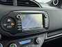 Toyota Yaris 1.5 HYBRID PREMIUM | NAVI | CAMERA | CLIMA | CRUISE | LEDER | 16'' LM VELGEN | PANORAMADAK | AUTOMAAT | HYBRID |