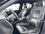 Volvo S60 T4 A/T R-Design | 19" | Stoelverwarming | Parkeercamera | Elektr. verst. best. Stoel | Neerklapbare Achterbank | Carplay | Keyless