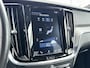 Volvo S60 T4 A/T R-Design | 19" | Stoelverwarming | Parkeercamera | Elektr. verst. best. Stoel | Neerklapbare Achterbank | Carplay | Keyless