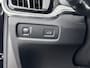 Volvo S60 T4 A/T R-Design | 19" | Stoelverwarming | Parkeercamera | Elektr. verst. best. Stoel | Neerklapbare Achterbank | Carplay | Keyless