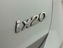 Hyundai ix20 1.6i GO! | TREKHAAK | NAVI | CAMERA | AIRCO | 16'' LM VELGEN | STOELVERWARMING | AUTOMAAT | HOGE INSTAP |