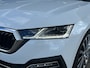 Skoda Octavia Combi 1.4 TSI iV PHEV Business Edition Plus 204pk | Pano | Canton Audio | Stoelventilatie | Head-Up | Achterbank verwarmd | Achteruitrijcamera | Airco (automatisch)