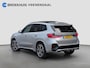 BMW X1 xDrive23i 204pk | M-Sport | 360 Camera | Pano | Adap. Cruise Control | Stoelverwarming | Trekhaak | | Achteruitrijcamera | Apple Carplay/Android Auto|telefoonintegratie premium | Elektrisch glazen panorama-dak
