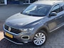 Volkswagen T-Roc 1.5 TSI Sport Camera, Navi, Carplay, Rijklaar met beurt & garantie!