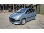 Peugeot 1007 1.6-16V Gentry
