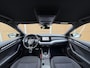 Skoda Octavia Combi 1.0 e-TSI Sport Automaat Trekhaak uitklapbaar | LED verlichting | Sfeerverlichting | Climate & cruise control | Lichtmetalen velgen 18 inch | Sportonderstel | Zwart optiek | Parkeersensoren voor en achter