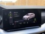 Skoda Octavia Combi 1.0 e-TSI Sport Automaat Trekhaak uitklapbaar | LED verlichting | Sfeerverlichting | Climate & cruise control | Lichtmetalen velgen 18 inch | Sportonderstel | Zwart optiek | Parkeersensoren voor en achter