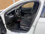 Skoda Octavia Combi 1.0 e-TSI Sport Automaat Trekhaak uitklapbaar | LED verlichting | Sfeerverlichting | Climate & cruise control | Lichtmetalen velgen 18 inch | Sportonderstel | Zwart optiek | Parkeersensoren voor en achter