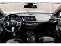 BMW 1-Serie 118i M-Sport Pano HUD HK Muziek Kuipstoelen BTW