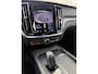 Volvo V60 2.0 B3 Momentum Advantage | Trekhaak | Lederen Bekleding | Achteruitrijcamera | Parkeersensoren | Stoelverwarming | Navigatie | Apple Carplay | Android Auto