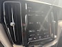 Volvo XC60 2.0 B5 Inscription | Trekhaak | 360 Graden Camera | Alarm | Elektrisch Verstelbare Voorstoelen | Keyless Entry | Elektrische Achterklep | BLIS | Cruise Control Adaptief | Navigatie | Apple Carplay | Android Auto