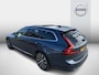 Volvo V90 2.0 T6 AWD Inscription | Plug-in Hybrid (PHEV) | Trekhaak | 360 Graden Camera | Panoramadak | Harman Kardon Audio | Verwarmde Voorruit | Keyless Entry | Elektrisch Verstelbare Voorstoelen | Elektrische Achterklep | BLIS | Cruise Control Adaptief | Navigatie