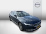 Volvo V90 2.0 T6 AWD Inscription | Plug-in Hybrid (PHEV) | Trekhaak | 360 Graden Camera | Panoramadak | Harman Kardon Audio | Verwarmde Voorruit | Keyless Entry | Elektrisch Verstelbare Voorstoelen | Elektrische Achterklep | BLIS | Cruise Control Adaptief | Navigatie