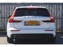 Volvo V60 2.0 B3 Momentum Advantage | Trekhaak | Lederen Bekleding | Stoelverwarming | Achteruitrijcamera | Parkeersensoren | Navigatie | Apple Carplay | Android Auto