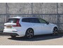 Volvo V60 2.0 B3 Momentum Advantage | Trekhaak | Lederen Bekleding | Stoelverwarming | Achteruitrijcamera | Parkeersensoren | Navigatie | Apple Carplay | Android Auto