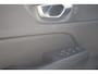 Volvo V60 2.0 B3 Momentum Advantage | Trekhaak | Lederen Bekleding | Stoelverwarming | Achteruitrijcamera | Parkeersensoren | Navigatie | Apple Carplay | Android Auto