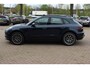 Porsche Macan 2.0 / Trekhaak / Panoramadak / Camera / Adaptieve Stoelen / 21'' / Luchtvering / Stoelverwarming / Cruise control